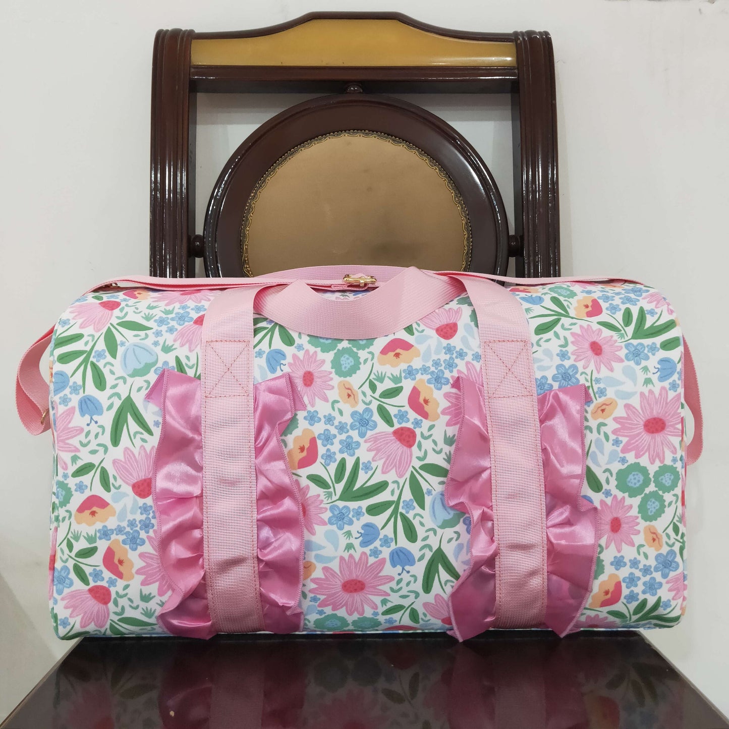 USA Shop Flowers Ruffle Travel Gym Bag