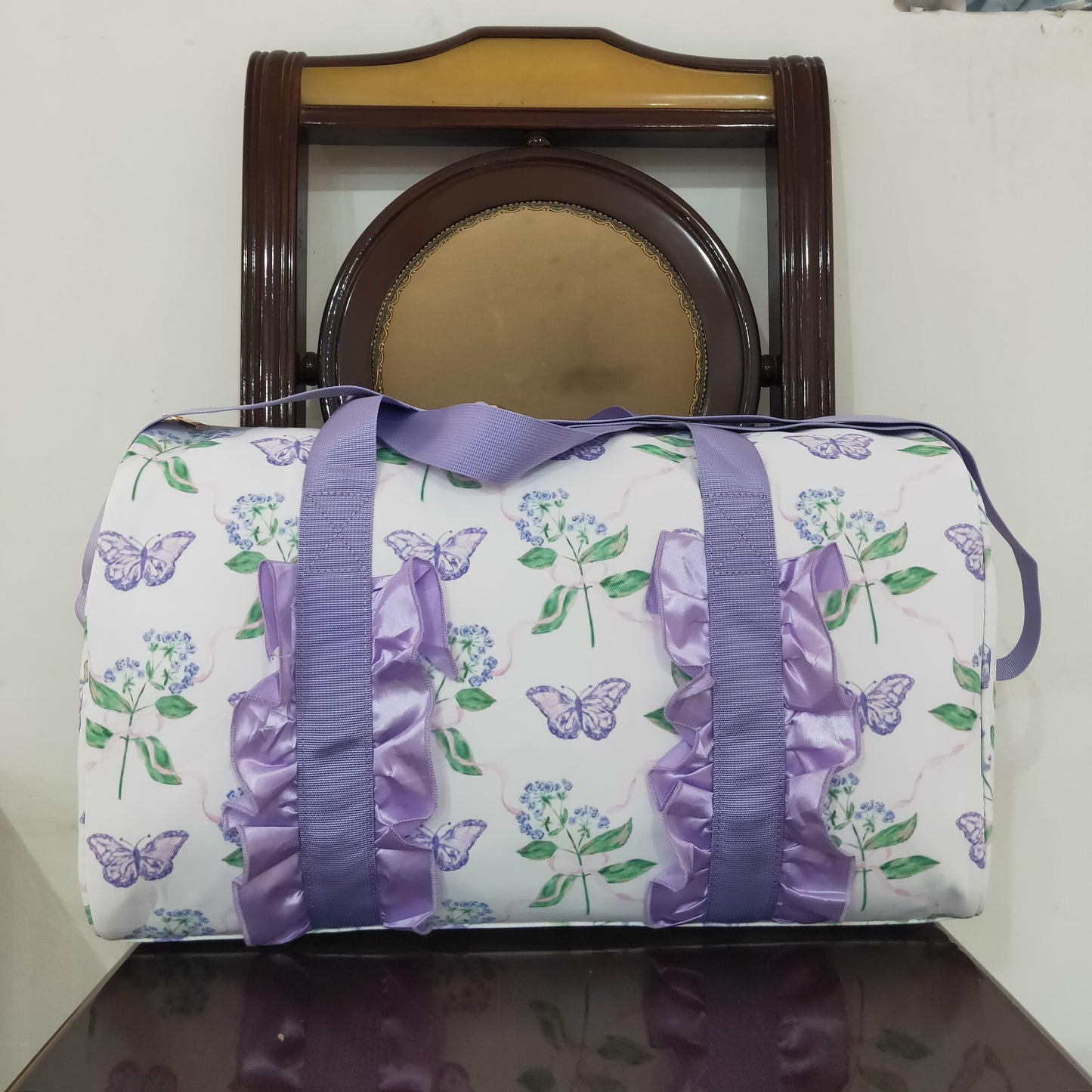 USA Shop Flower Purple Ruffle Travel Gym Bag