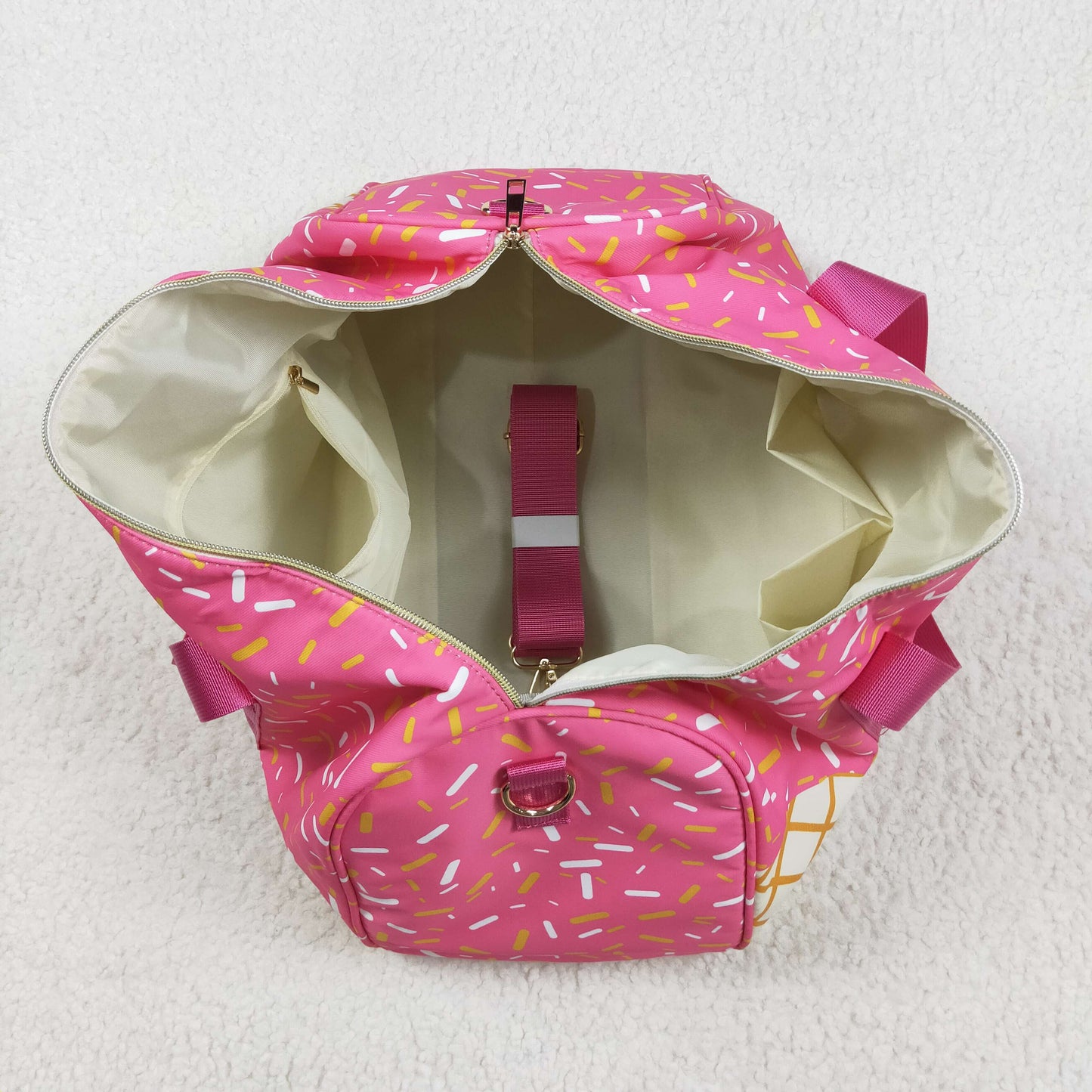 USA Shop Sprinkles Drip Pink Duffle Gym Travel Bag