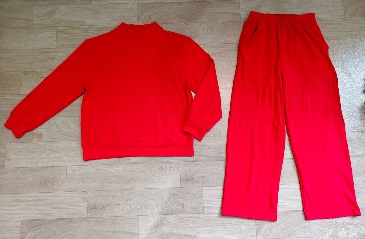 No moq Preorder Adult Women Long Sleeves Red Shirt Pockets Pants Cotton Set Clothes